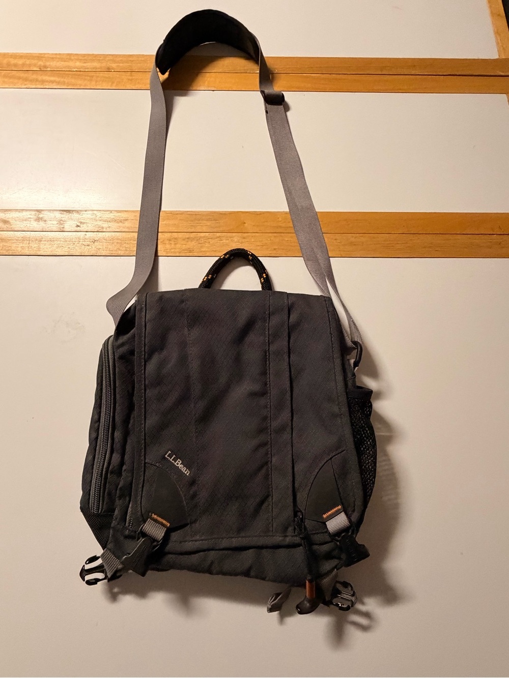 LL BEAN Black Nylon Shoulder Crossbody Bag Purse Handbag NICE!